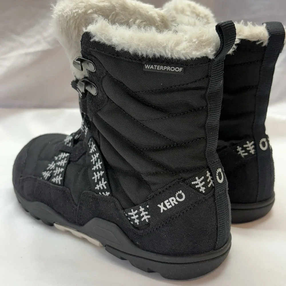 Xero Shoes Womens US 7.5 Alpine Waterproof  Boots Insulated Barefoot Zero Drop